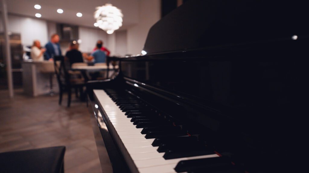 MAIN.00_01_23_07.Still002