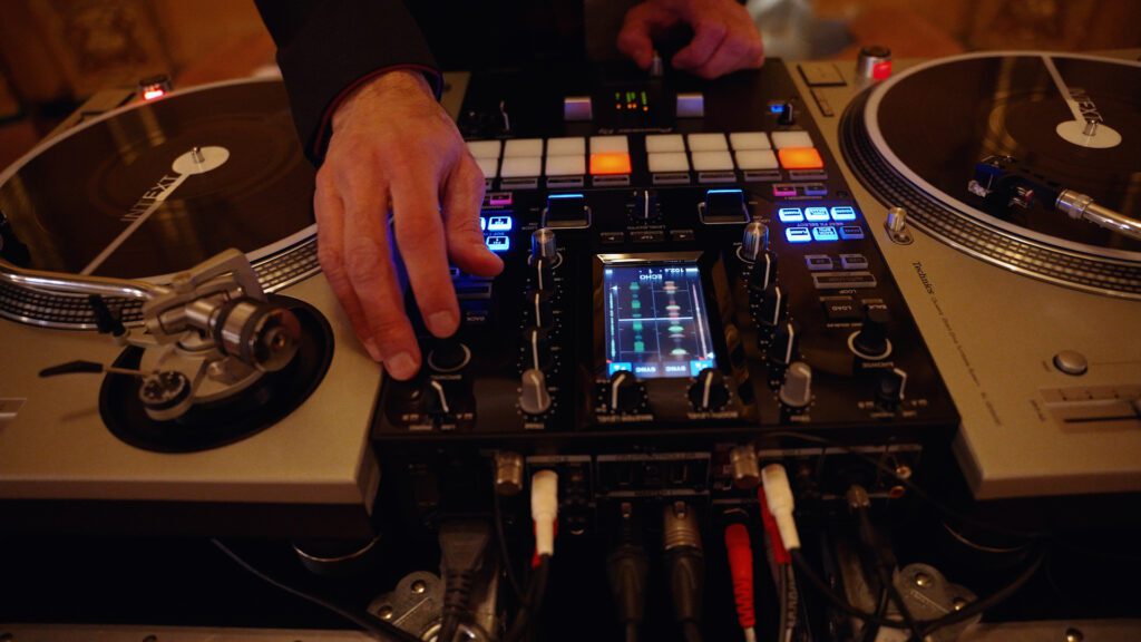 Party B-Roll.00_02_13_11.Still005